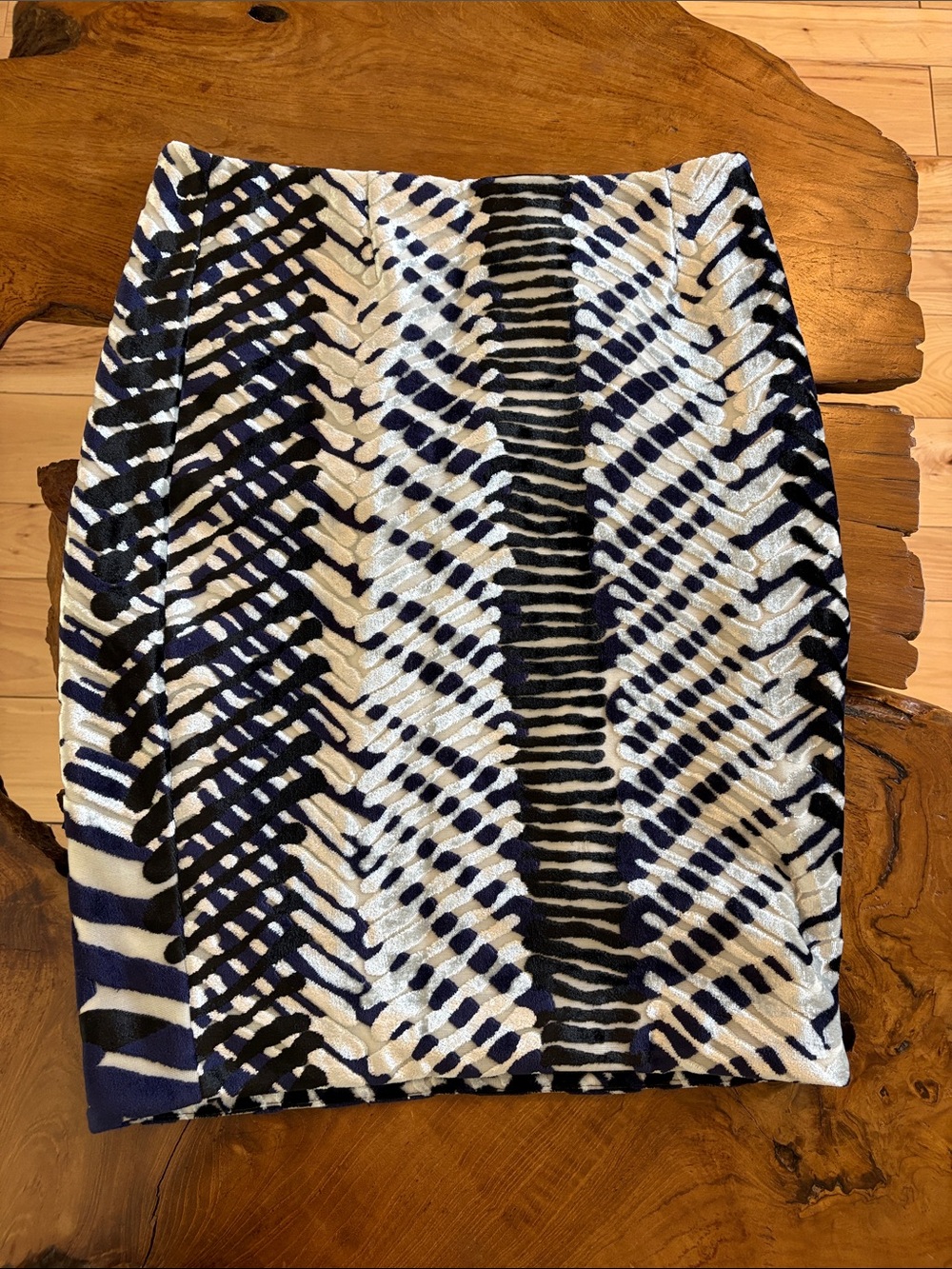 Yigal Azrouel Navy, White & Black Graphic Knit Pencil Skirt